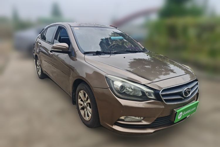 Used Soueast V5 Lingzhi 2015 Plus 1.5L Manual Smart Edition Front Right 45 Deg