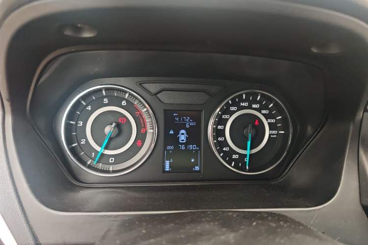 Used Soueast V5 Lingzhi 2015 Plus 1.5L Manual Smart Edition Instrument Cluster
