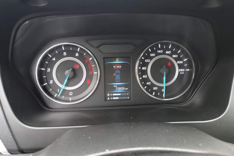 Used Soueast V5 Lingzhi 2015 Plus 1.5L Manual Smart Edition Instrument Cluster