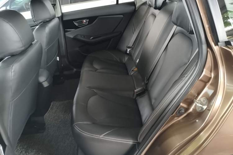 Used Soueast V5 Lingzhi 2015 Plus 1.5L Manual Smart Edition Left Rear Seat