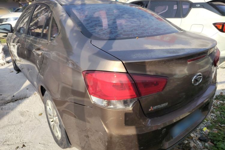 Used Soueast V5 Lingzhi 2015 Plus 1.5L Manual Smart Edition Rear Left 45 Deg