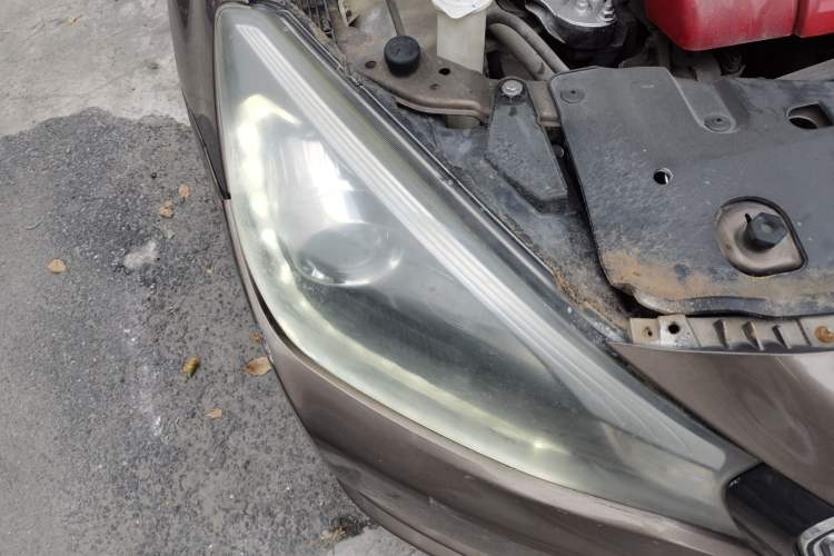 Used Soueast V5 Lingzhi 2015 Plus 1.5L Manual Smart Edition Right Front Headlight