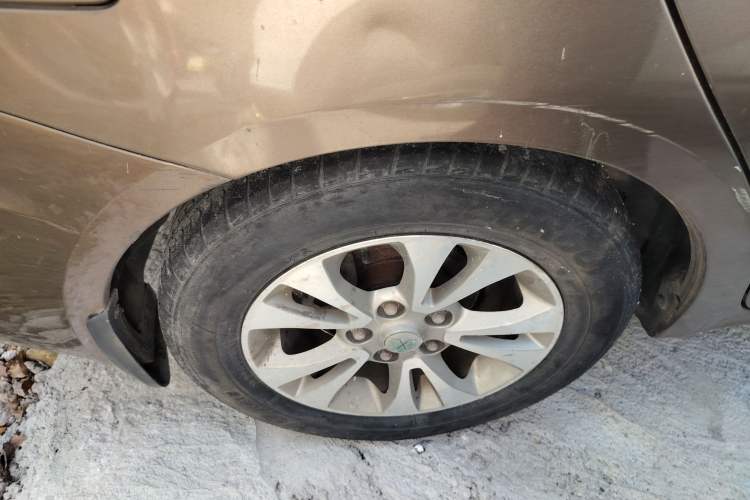 Used Soueast V5 Lingzhi 2015 Plus 1.5L Manual Smart Edition Right Rear Wheel Hub