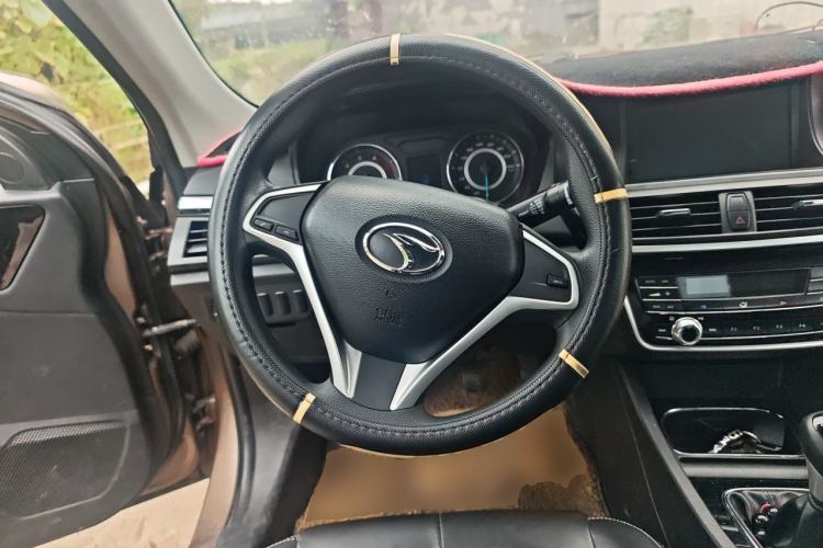 Used Soueast V5 Lingzhi 2015 Plus 1.5L Manual Smart Edition Steering Wheel