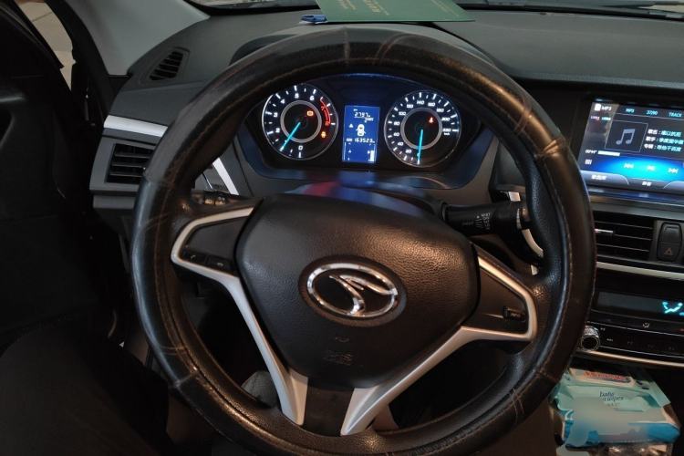 Used Soueast V5 Lingzhi 2015 Plus 1.5L Manual Smart Edition Steering Wheel
