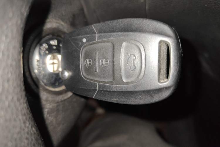 Used Soueast V5 Lingzhi 2015 Plus 1.5L Manual Smart Edition Vehicle Key