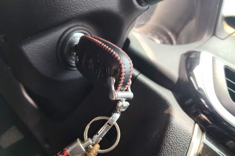 Used Soueast V5 Lingzhi 2015 Plus 1.5L Manual Smart Edition Vehicle Key