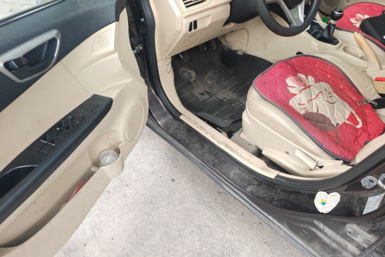 Used Soueast V5 Lingzhi 2015 1.5L Manual Comfort Model Driver Seat
