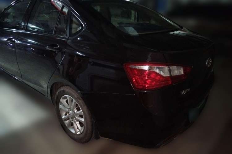 Used Soueast V5 Lingzhi 2015 1.5L Manual Comfort Model Rear Left 45 Deg