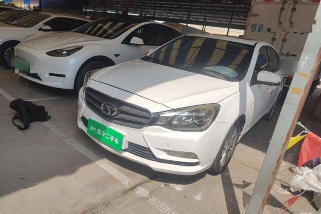 Used Soueast V5 Lingzhi 2015 Plus 1.5L Manual Escort Model