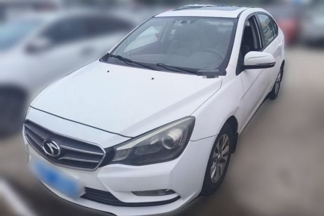 Used Soueast V5 Lingzhi 2015 Plus 1.5L Manual Smart Edition