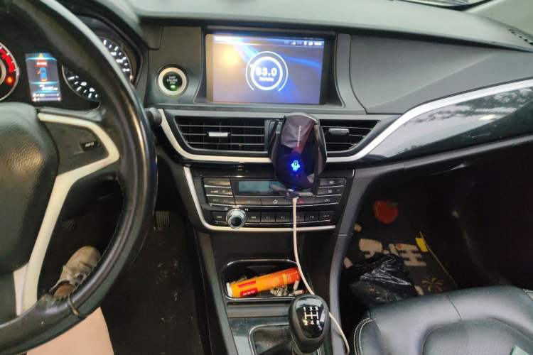 Used Soueast V5 Lingzhi 2015 Plus 1.5L Manual ZhiZun Version Audio And AC Panel