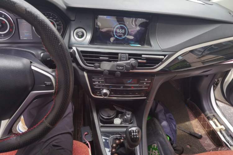 Used Soueast V5 Lingzhi 2015 Plus 1.5L Manual ZhiZun Version Audio And AC Panel