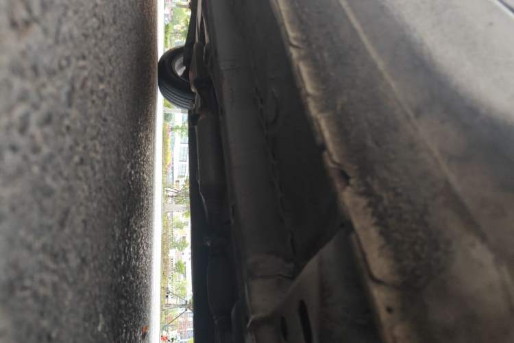 Used Soueast V5 Lingzhi 2015 Plus 1.5L Manual Smart Edition Chassis Front Right