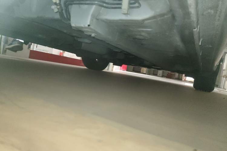 Used Soueast V5 Lingzhi 2015 Plus 1.5L Manual Smart Edition Chassis Rear Right