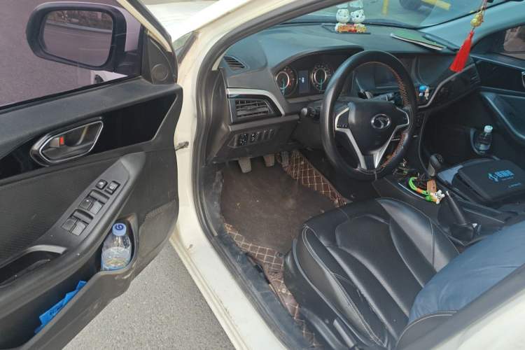 Used Soueast V5 Lingzhi 2015 Plus 1.5L Manual Smart Edition Driver Seat