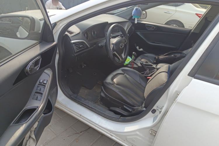 Used Soueast V5 Lingzhi 2015 Plus 1.5L Manual Smart Edition Driver Seat