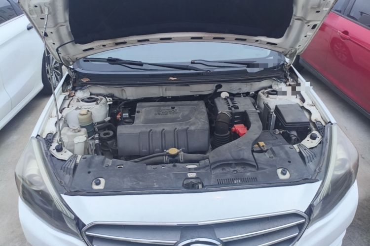 Used Soueast V5 Lingzhi 2015 Plus 1.5L Manual Smart Edition Engine Bay