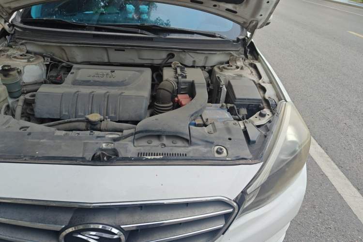 Used Soueast V5 Lingzhi 2015 Plus 1.5L Manual Smart Edition Engine Bay Left