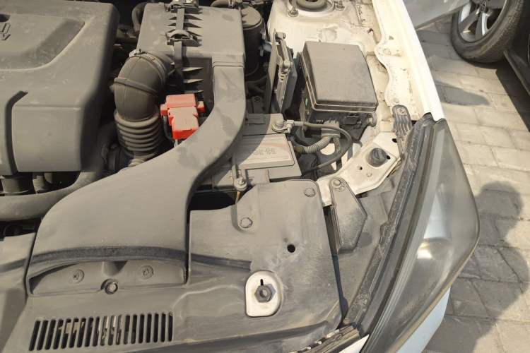 Used Soueast V5 Lingzhi 2015 Plus 1.5L Manual Smart Edition Engine Bay Left