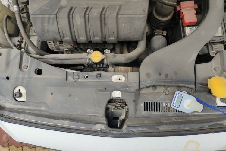 Used Soueast V5 Lingzhi 2015 Plus 1.5L Manual Smart Edition Engine Bay