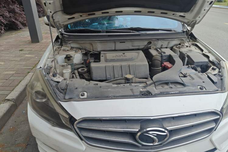 Used Soueast V5 Lingzhi 2015 Plus 1.5L Manual Smart Edition Engine Bay Right