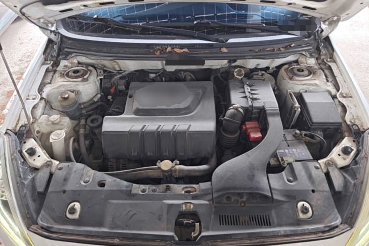 Used Soueast V5 Lingzhi 2015 Plus 1.5L Manual Smart Edition Engine Bay