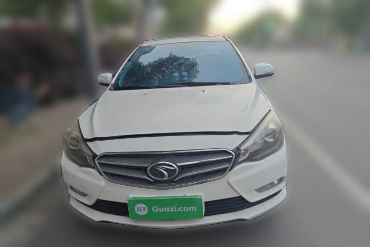 Used Soueast V5 Lingzhi 2015 Plus 1.5L Manual Smart Edition Front
