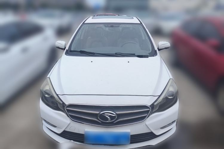 Used Soueast V5 Lingzhi 2015 Plus 1.5L Manual Smart Edition Front