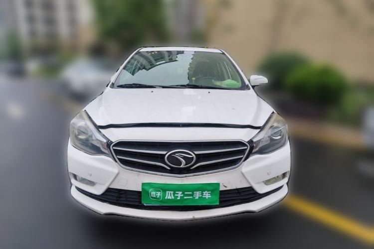 Used Soueast V5 Lingzhi 2015 Plus 1.5L Manual ZhiZun Version Front