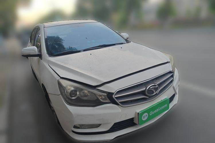 Used Soueast V5 Lingzhi 2015 Plus 1.5L Manual Smart Edition Front Right 45 Deg