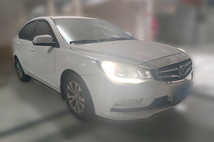 Used Soueast V5 Lingzhi 2015 Plus 1.5L Manual Smart Edition Front Right 45 Deg