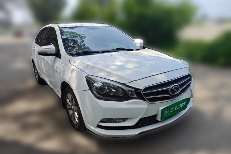 Used Soueast V5 Lingzhi 2015 Plus 1.5L Manual Smart Edition Front Right 45 Deg