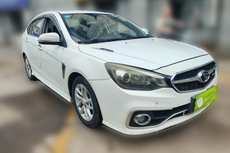 Used Soueast V5 Lingzhi 2015 Plus 1.5T CVT Intelligent Control Version Front Right 45 Deg