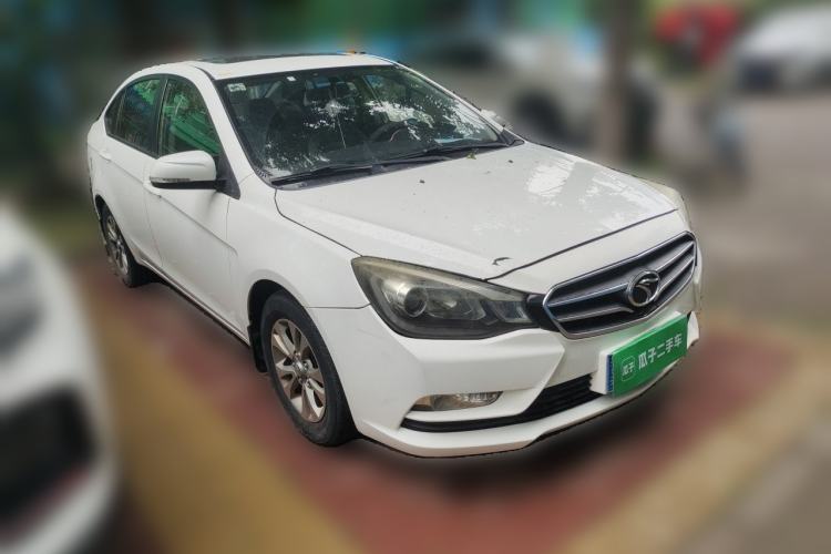 Used Soueast V5 Lingzhi 2015 Plus 1.5L Manual Smart Edition Front Right 45 Deg