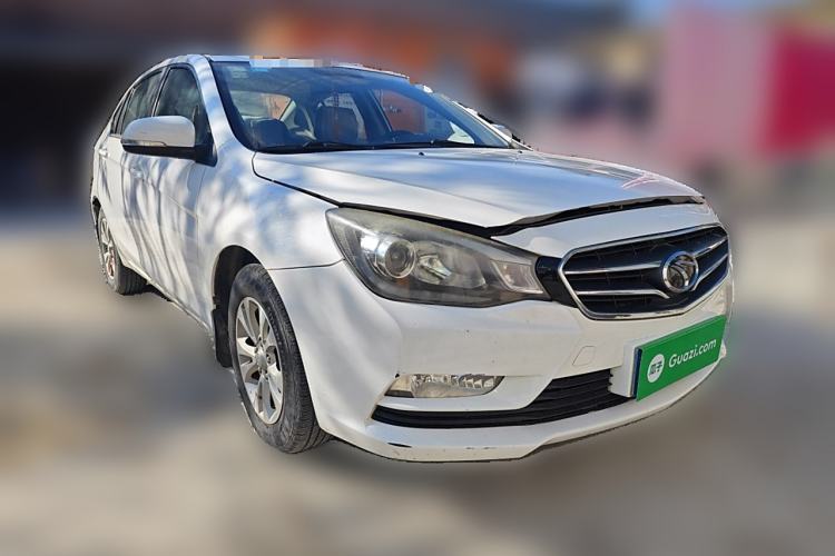 Used Soueast V5 Lingzhi 2015 Plus 1.5L Manual Smart Edition Front Right 45 Deg