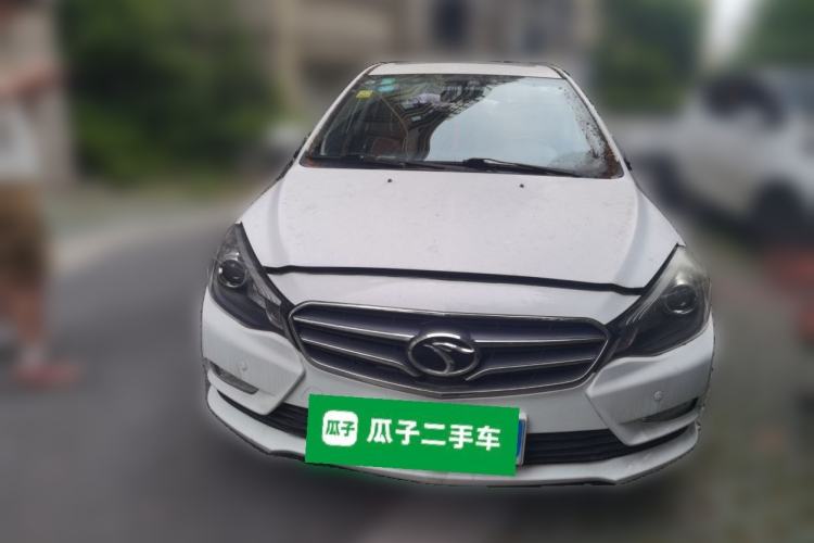 Used Soueast V5 Lingzhi 2015 Plus 1.5L Manual ZhiZun Version Front