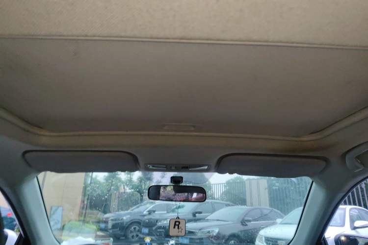 Used Soueast V5 Lingzhi 2015 Plus 1.5L Manual ZhiZun Version Headliner