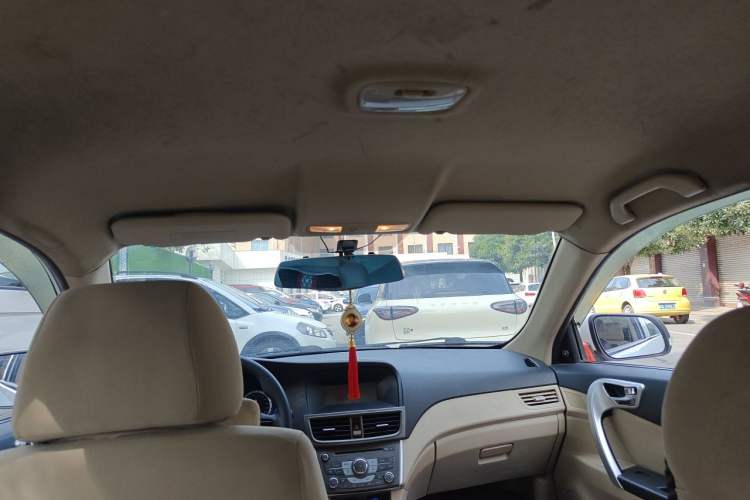 Used Soueast V5 Lingzhi 2015 1.5L Manual Classic Edition Headliner