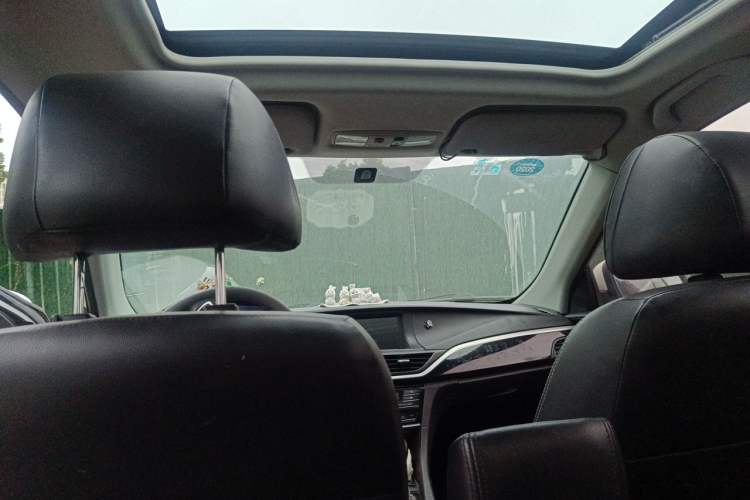 Used Soueast V5 Lingzhi 2015 Plus 1.5L Manual Smart Edition Headliner
