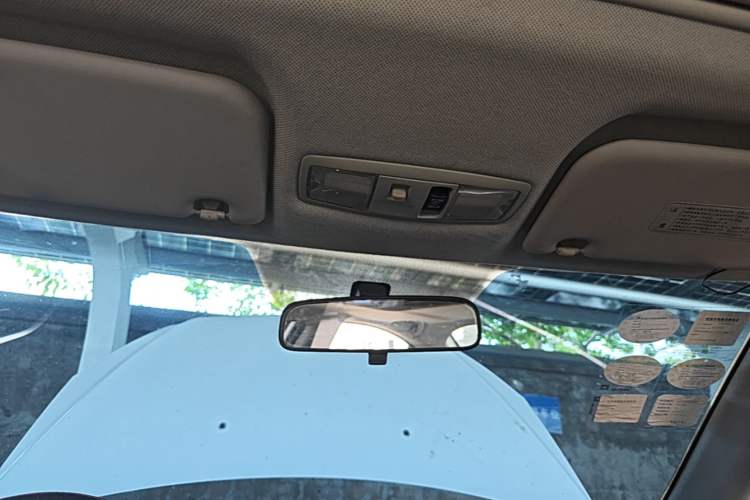 Used Soueast V5 Lingzhi 2015 Plus 1.5L Manual Smart Edition Headliner