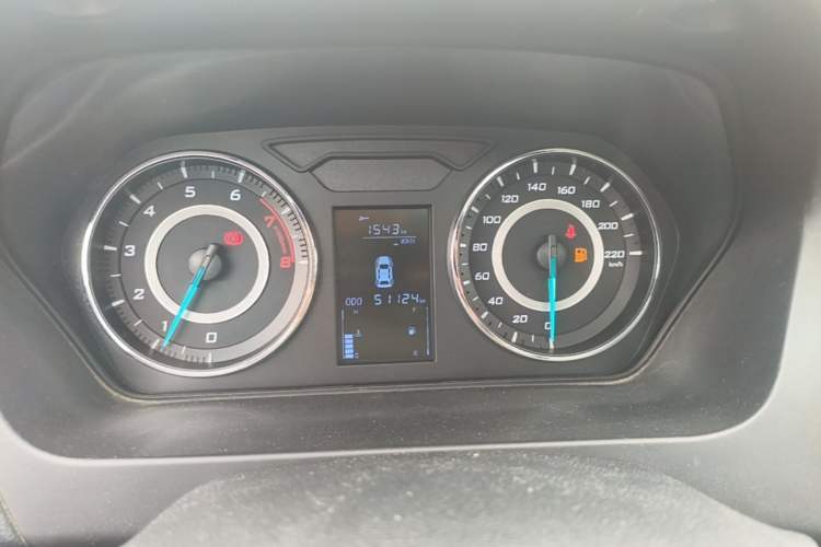 Used Soueast V5 Lingzhi 2015 Plus 1.5L Manual Smart Edition Instrument Cluster