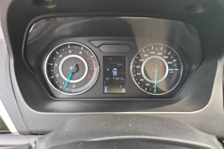 Used Soueast V5 Lingzhi 2015 Plus 1.5L Manual Smart Edition Instrument Cluster