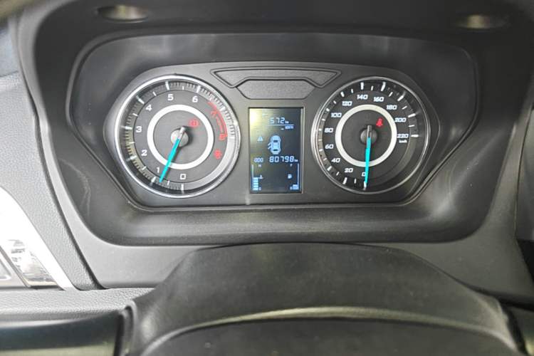 Used Soueast V5 Lingzhi 2015 Plus 1.5L Manual Smart Edition Instrument Cluster