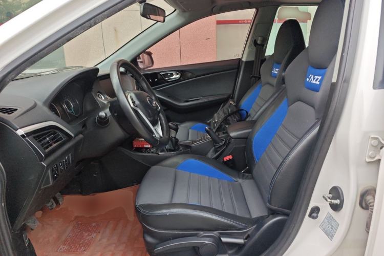 Used Soueast V5 Lingzhi 2015 Plus 1.5L Manual Jazz Model Left Front Seat