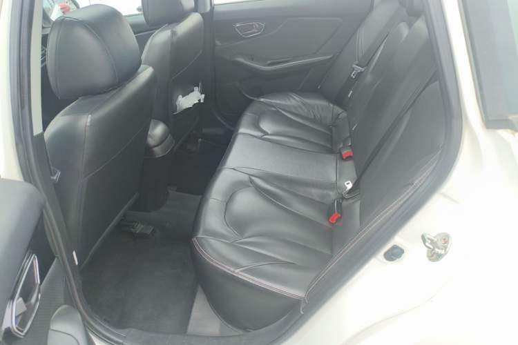 Used Soueast V5 Lingzhi 2015 Plus 1.5L Manual Smart Edition Left Rear Seat
