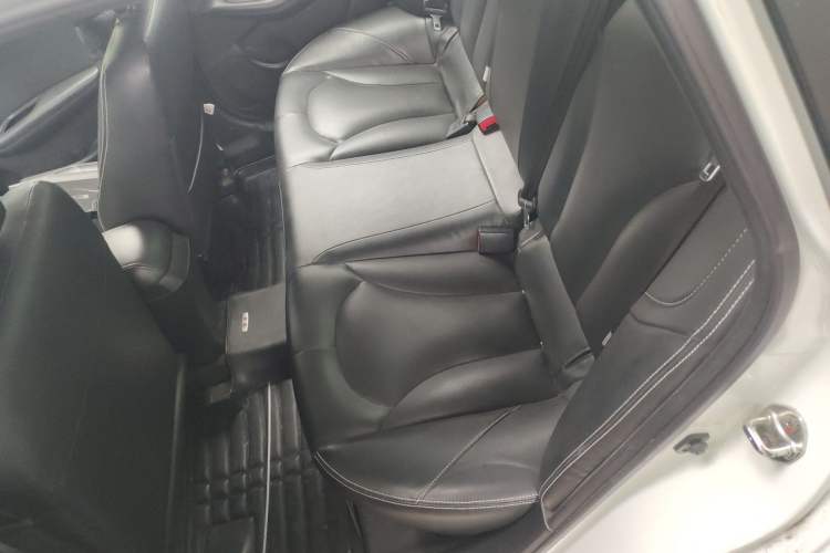 Used Soueast V5 Lingzhi 2015 Plus 1.5L Manual Smart Edition Left Rear Seat