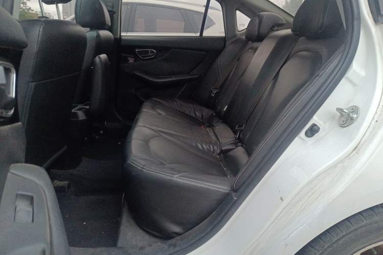 Used Soueast V5 Lingzhi 2015 Plus 1.5L Manual Smart Edition Left Rear Seat