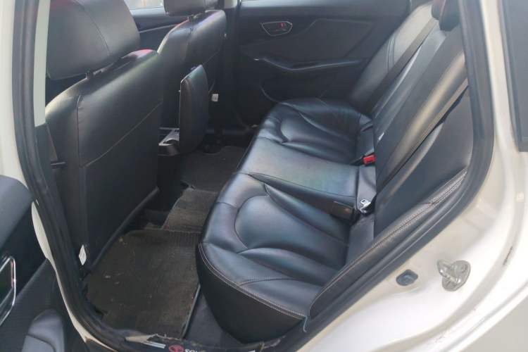 Used Soueast V5 Lingzhi 2015 Plus 1.5L Manual Smart Edition Left Rear Seat