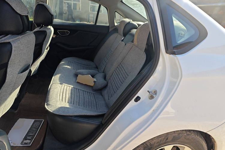 Used Soueast V5 Lingzhi 2015 Plus 1.5L Manual Smart Edition Left Rear Seat
